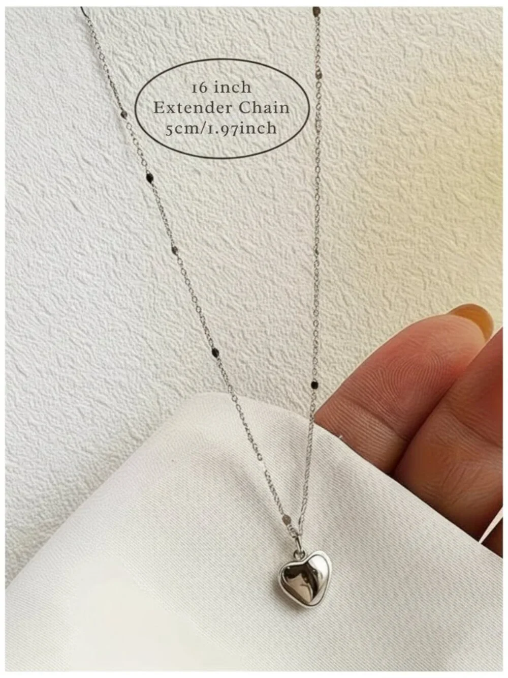 Simple Heart Pendant Necklace Small Smooth Twist Chain Minimalist